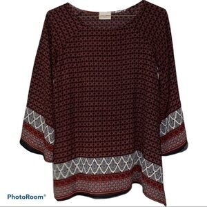 1.4.3. Story ladies blouse geometric print maroon